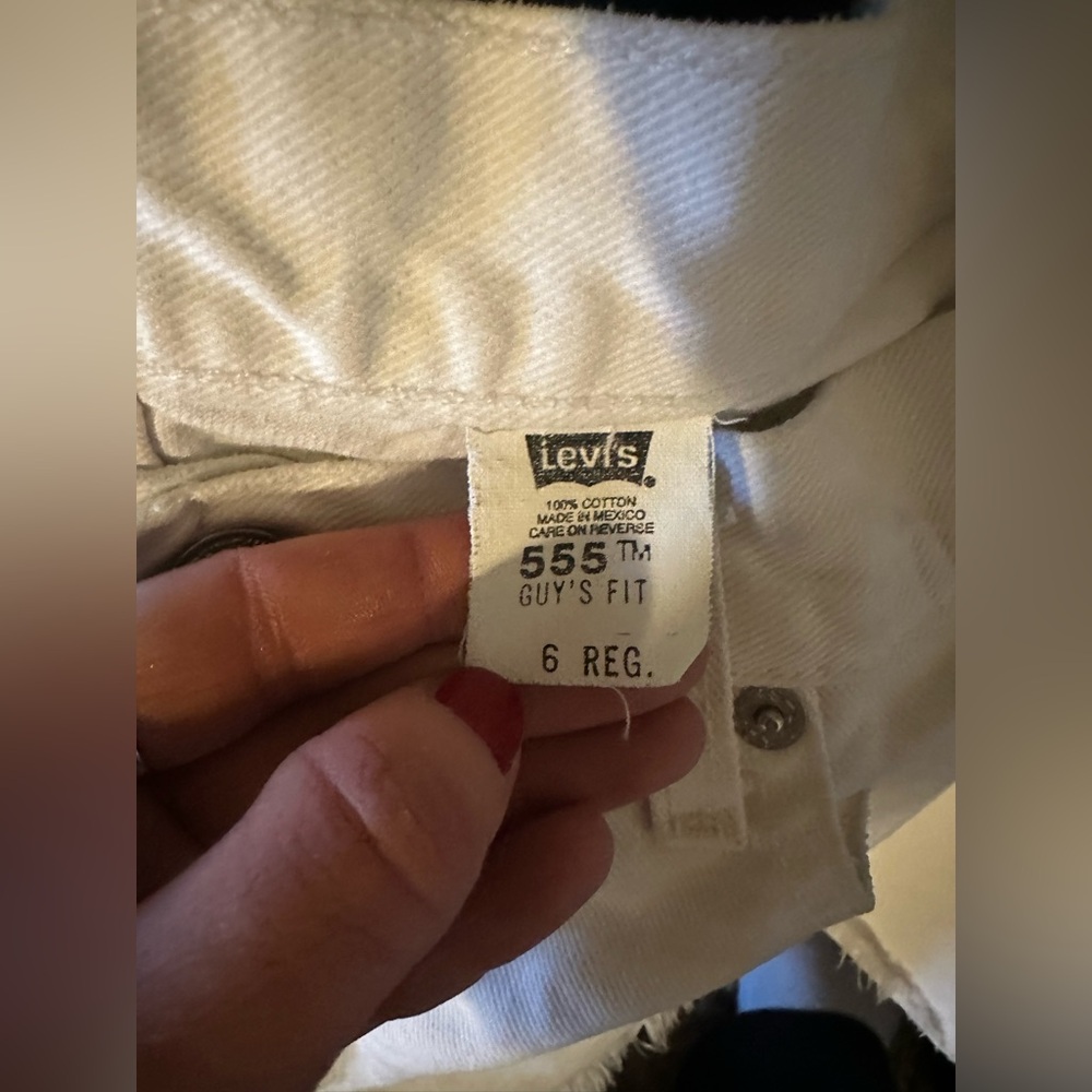 Levi’s shorts - Picture 4 of 4